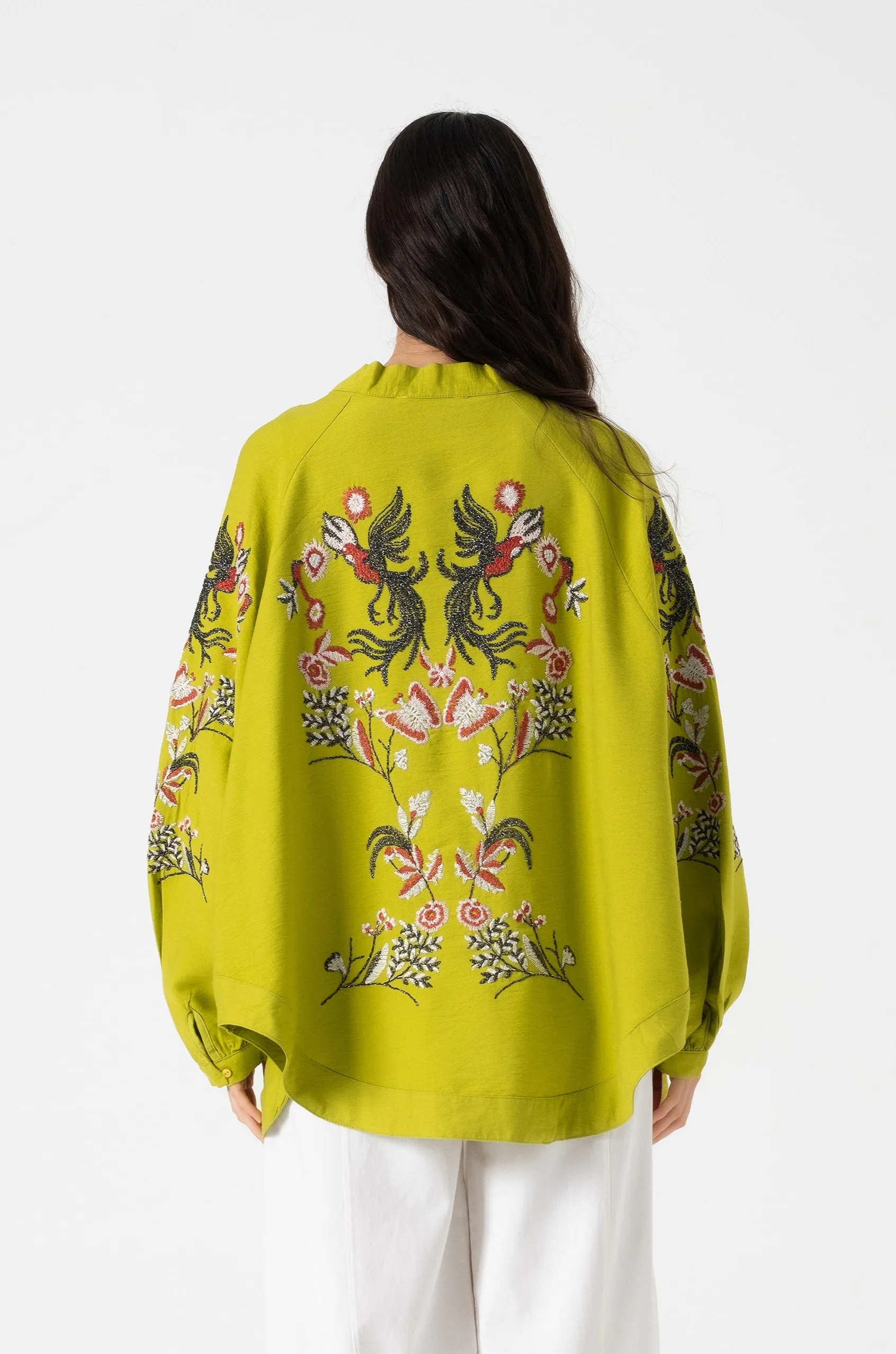 Floral embroidered back shirt