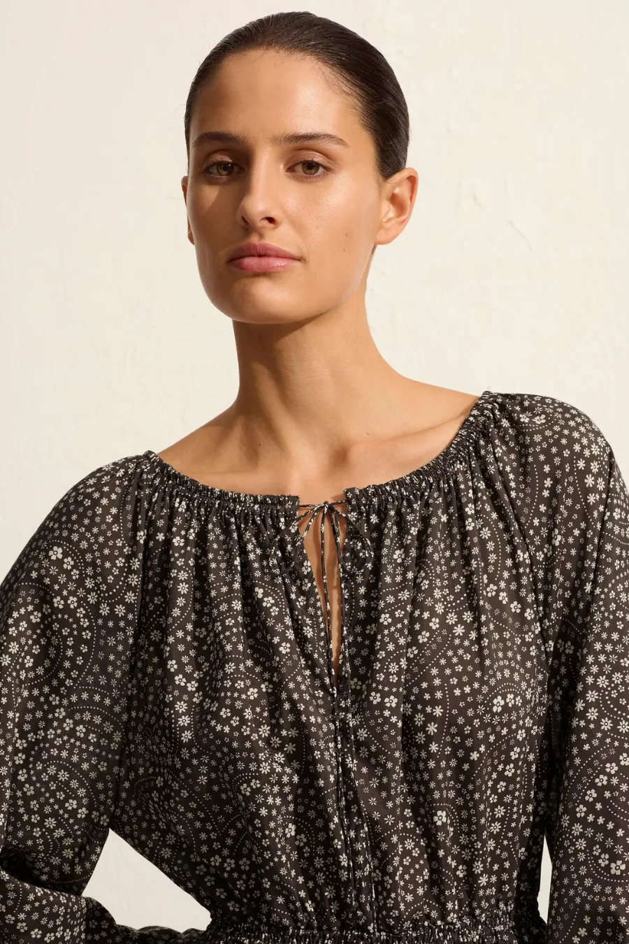 Voluminous Crew Dress Jasmine Cocoa