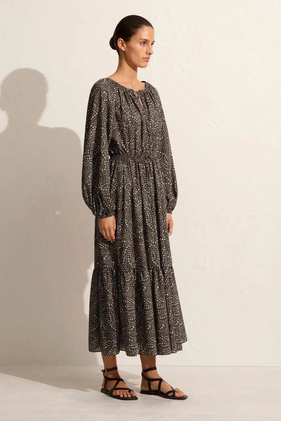 Voluminous Crew Dress Jasmine Cocoa